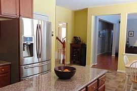 4805 Lake Shore Dr, Chesapeake, Va 23321 5 Beds 3 Baths in Chesapeake, VA (Photo 2 of 7)