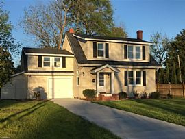 32 Hampton Roads Ave, Hampton, Va 23661 4 Beds 2.5 Baths in Hampton, VA