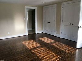 32 Hampton Roads Ave, Hampton, Va 23661 4 Beds 2.5 Baths in Hampton, VA (Photo 4 of 8)