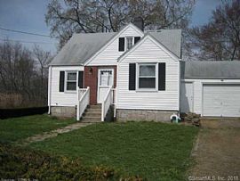 44 Avery Ln, Waterford, Ct 06385 in Waterford, CT