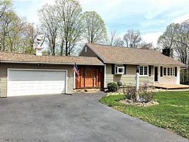 122 Stone Rd, Burlington, Ct 06013 in Burlington, CT