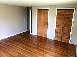 122 Stone Rd, Burlington, Ct 06013 in Burlington, CT (Photo 4 of 11)