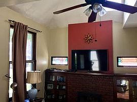 1119 S Emerson St, Denver, Co 80210 2 Beds 1 Bath 829 Sqft in Denver, CO (Photo 2 of 4)