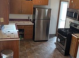 2714 Meridian Dr, Robbinsdale, Mn 55422 3 Beds 2 Baths 1,730 Sq in Minneapolis, MN (Photo 5 of 5)