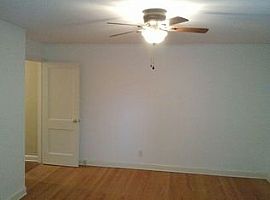 1063 Farmington Ave Fl 1st, West Hartford, Ct 06107 in West Hartford, CT (Photo 10 of 10)