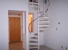 664 Main Ave Apt 401, Norwalk, Ct 06851 in Norwalk, CT (Photo 5 of 11)