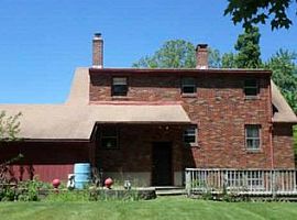 95 Birdseye Rd, Farmington, Ct 06032 in Farmington, CT (Photo 3 of 11)