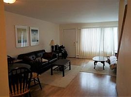 8 Talcott Forest Rd, Farmington, Ct 06032 in Farmington, CT (Photo 2 of 10)