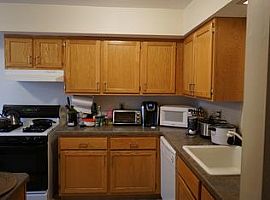 8 Talcott Forest Rd, Farmington, Ct 06032 in Farmington, CT (Photo 9 of 10)