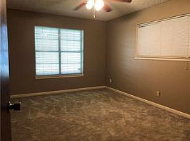 106 Grace Dr, Portland, Tx 78374 3 Beds -2- Baths in Portland, TX (Photo 4 of 11)