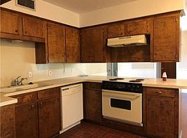 106 Grace Dr, Portland, Tx 78374 3 Beds -2- Baths in Portland, TX (Photo 5 of 11)