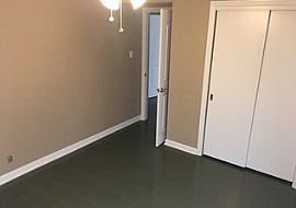 310 Stockton Dr, San Antonio, Tx 78216 3 Beds 2 Baths in San Antonio, TX (Photo 2 of 9)