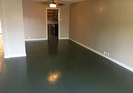 310 Stockton Dr, San Antonio, Tx 78216 3 Beds 2 Baths in San Antonio, TX (Photo 6 of 9)