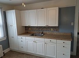 A Beautiful 2 Bedroom Apartment, with 2 Bathrooms in Hanover Township, PA (Photo 2 of 10)