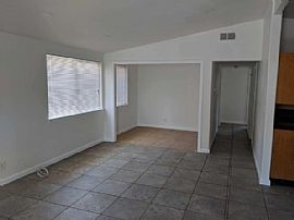 3 Beds 2 Baths in San Jose, CA (Photo 3 of 4)