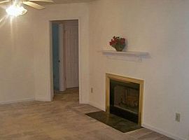 3824 Carriage Oaks Dr, Montgomery, Al 36116 Contact/ 4063444449 in Montgomery, AL (Photo 4 of 7)