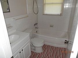 3826 Fairfield Dr, Montgomery, Al 36109 Contact/me 4063444449? in Montgomery, AL (Photo 6 of 12)