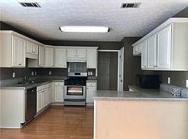 175 Morton Walk Dr, Alpharetta, Ga 30022 4 Beds 2.5 Baths in Alpharetta, GA (Photo 6 of 12)