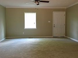 812 Earline St, Birmingham, Al 35215 in Birmingham, AL (Photo 5 of 6)