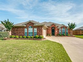 3 Beds 2 Baths 2,003 Sqft in Sachse, TX