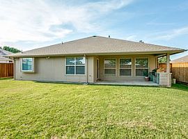 3 Beds 2 Baths 2,003 Sqft in Sachse, TX (Photo 5 of 12)