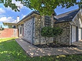 3 Beds 2 Baths 1,221 Sqft in North Richland Hills, TX (Photo 12 of 12)