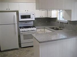 4 Beds 2 Baths 1,962 Sqft in Austin, TX (Photo 6 of 9)