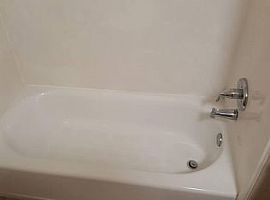 2 Beds 1 Bath 1,000 Sqft in Deer Park, TX (Photo 10 of 12)