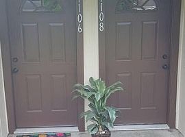 2 Beds 1 Bath 1,000 Sqft in Deer Park, TX (Photo 5 of 12)