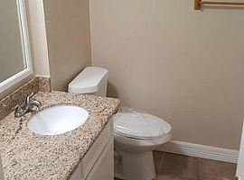 2 Beds 1 Bath 1,000 Sqft in Deer Park, TX (Photo 9 of 12)