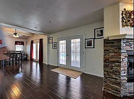 3 Beds 2.5 Baths 2,030 Sqft in Horizon City, TX (Photo 11 of 12)