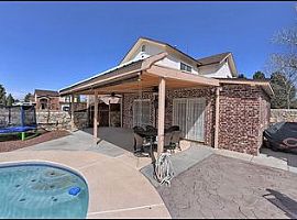 3 Beds 2.5 Baths 2,030 Sqft in Horizon City, TX (Photo 2 of 12)