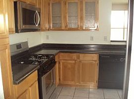 4 Beds 3 Baths 2,064 Sqft in Horizon City, TX (Photo 10 of 12)