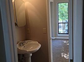 609 Mason Knoll Ct, Wilmington, Nc in Wilmington, NC (Photo 7 of 9)