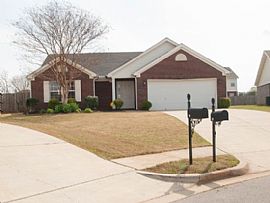 103 Stockport Cir, Madison, Al 35756 3 Beds 2 Baths 1,756 Sqft in Madison, AL (Photo 7 of 7)