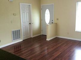 522 Nw Avens St, Port Saint Lucie, Fl 34983 3 Beds 2 Baths 1,33 in Port Saint Lucie, FL (Photo 4 of 7)