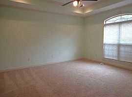 4 Beds 2 Baths in New Brockton, AL (Photo 5 of 8)