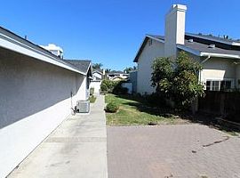 2 Beds 2 Baths For More Information Contact (979) 493-0047 in Laguna Hills, CA (Photo 5 of 12)