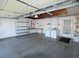 2 Beds 2 Baths 1,090 Sqft in Laguna Hills, CA (Photo 10 of 12)