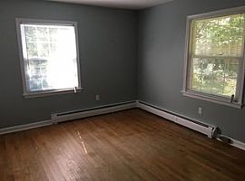  602 Irene Ave, Salisbury, Md 21801 3 Beds 1 Bath 1,439 Sqft in Salisbury, MD (Photo 9 of 12)