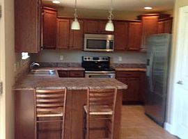 404 Belinda Alley Ct, Columbia, Mo 65203 3 Beds 2 Baths 1,421 S in Columbia, MO (Photo 3 of 7)