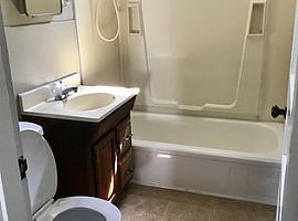 1311 Kermit Dr, Nashville, Tn 37217 3 Beds 2 Baths 1,110 Sqft in Nashville, TN (Photo 7 of 8)