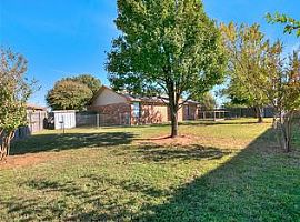 Bellgate Dr Yukon, Ok 73099 3 Beds 2 Baths 1,244 Sqft in Yukon, OK (Photo 2 of 8)