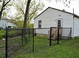 510 W Exchange St, Sycamore, Il 60178 2 Beds 1 Bath in Sycamore, IL (Photo 6 of 6)