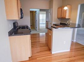 6829 Dunhill Dr, Fairview Heights, Il 62208 3 Beds 3 Baths in Fairview Heights, IL (Photo 2 of 9)