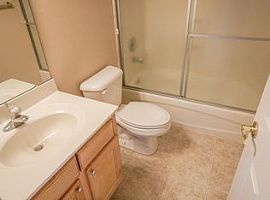 6829 Dunhill Dr, Fairview Heights, Il 62208 3 Beds 3 Baths in Fairview Heights, IL (Photo 6 of 9)