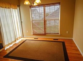 6829 Dunhill Dr, Fairview Heights, Il 62208 3 Beds 3 Baths in Fairview Heights, IL (Photo 7 of 9)