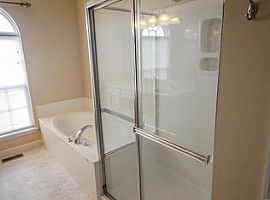 6829 Dunhill Dr, Fairview Heights, Il 62208 3 Beds 3 Baths in Fairview Heights, IL (Photo 8 of 9)