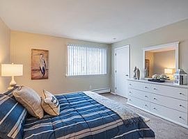 969 W Main Rd, Middletown, Ri 02842 in Middletown, RI (Photo 10 of 10)