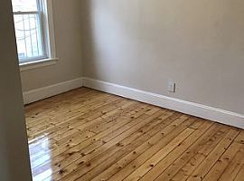 20 Oakleigh Ave, North Providence, Ri 02911 in North Providence, RI (Photo 4 of 6)